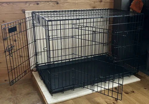 大型犬用のケージ